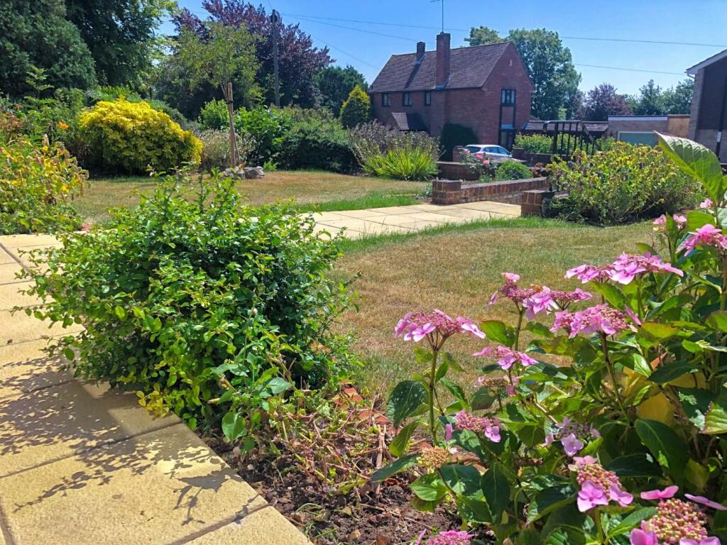 Additional property image - Manor Road, Lancing
