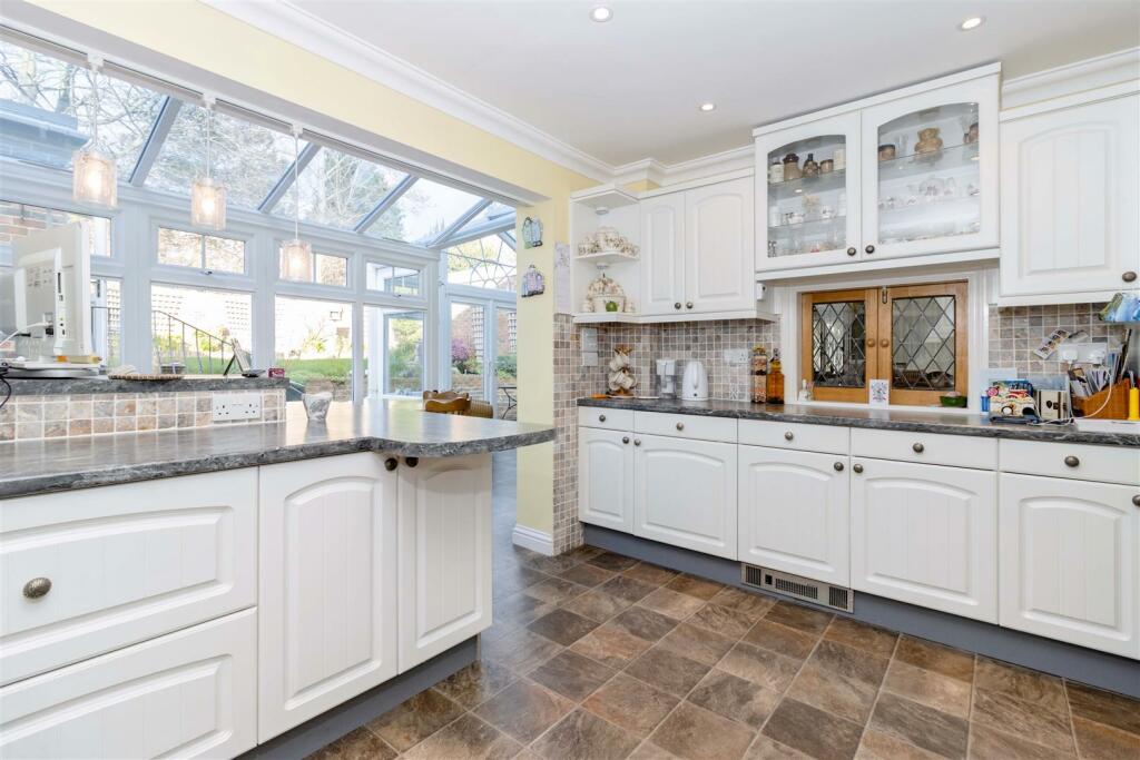 Additional property image - Manor Road, Lancing