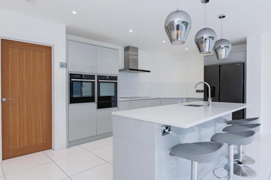 Additional property image - Williams Road, Shoreham-By-Sea