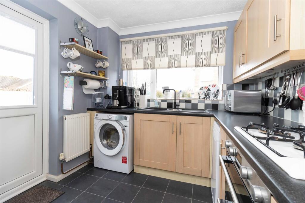 Additional property image - The Lawns, Sompting, Lancing