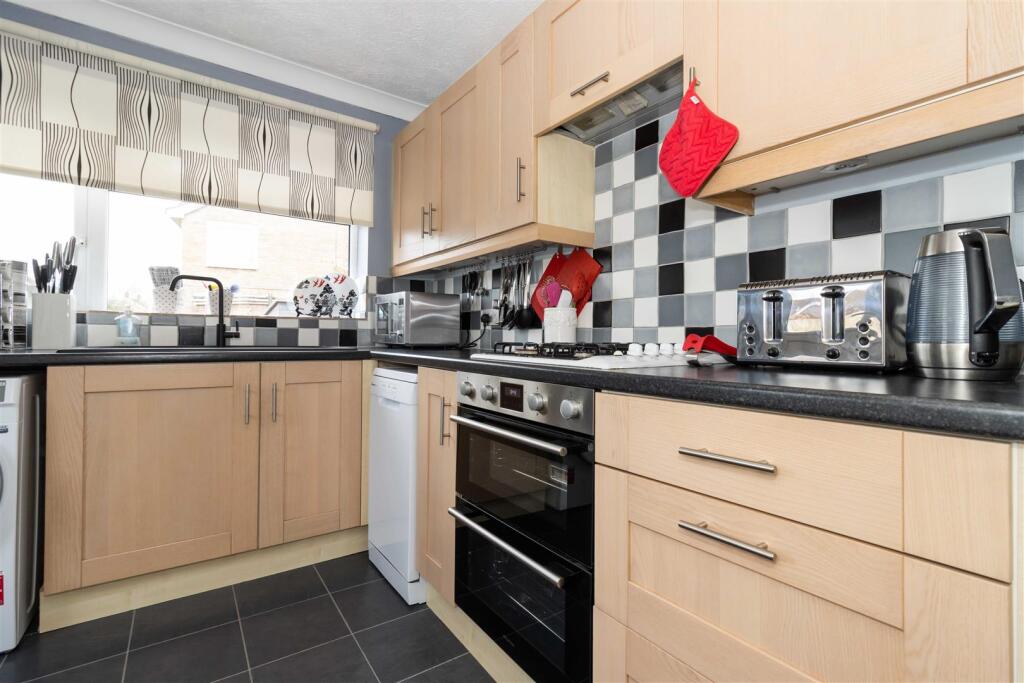 Additional property image - The Lawns, Sompting, Lancing