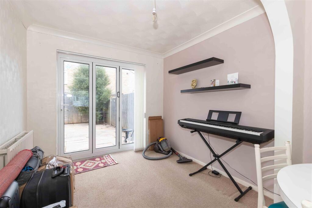 Additional property image - The Lawns, Sompting, Lancing