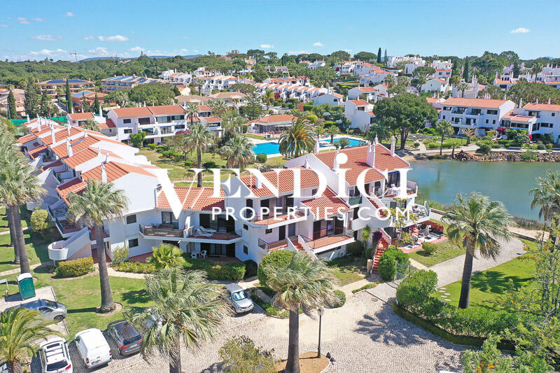 2 bedroom apartment for sale in Quinta Do Lago, Algarve, Portugal