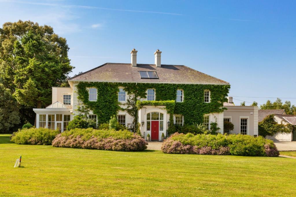 Country House in Spruce Lodge, Ballyrogan...
