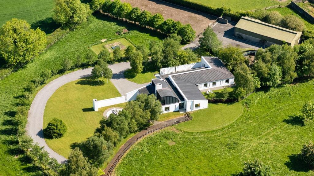 Main image of property: 'Ardnalea' On C.2.22 Ha (5.5 Acres), Crawnglass, Suncroft, Curragh, County Kildare, R56 HR26