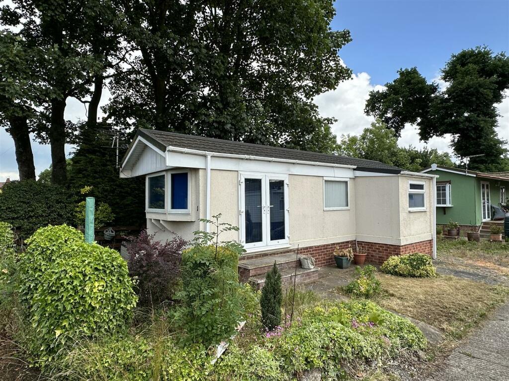 1 bedroom mobile home for sale in Station Road, Thirsk, YO7