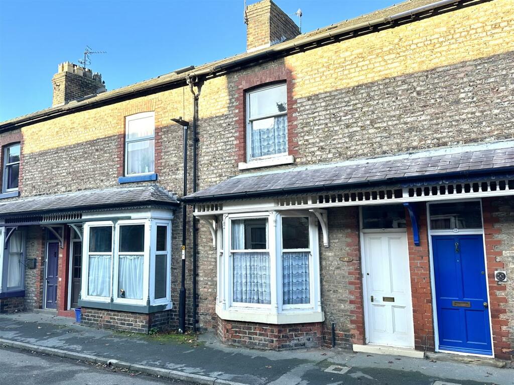 3 bedroom terraced house for sale in Victoria Avenue, Sowerby, Thirsk, YO7