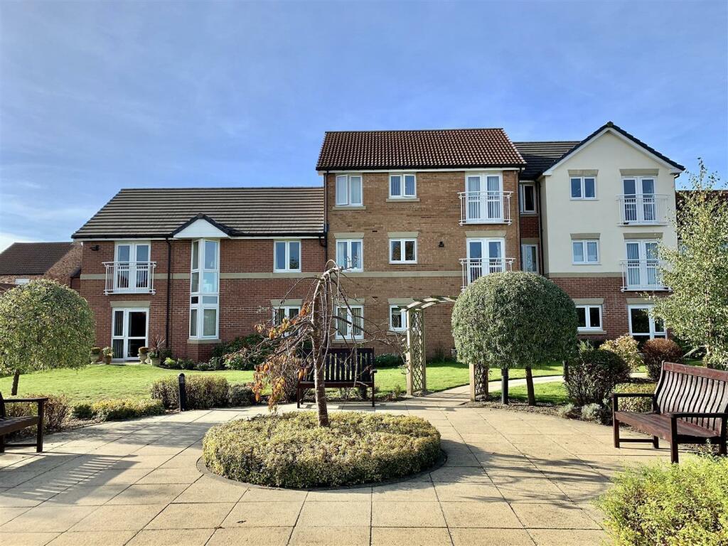 Main image of property: Long Street, Thirsk