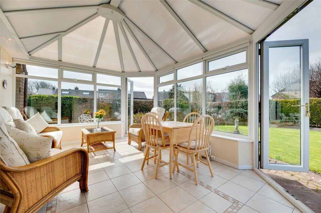 3 bedroom bungalow for sale in North Road, Dipton, Stanley, County