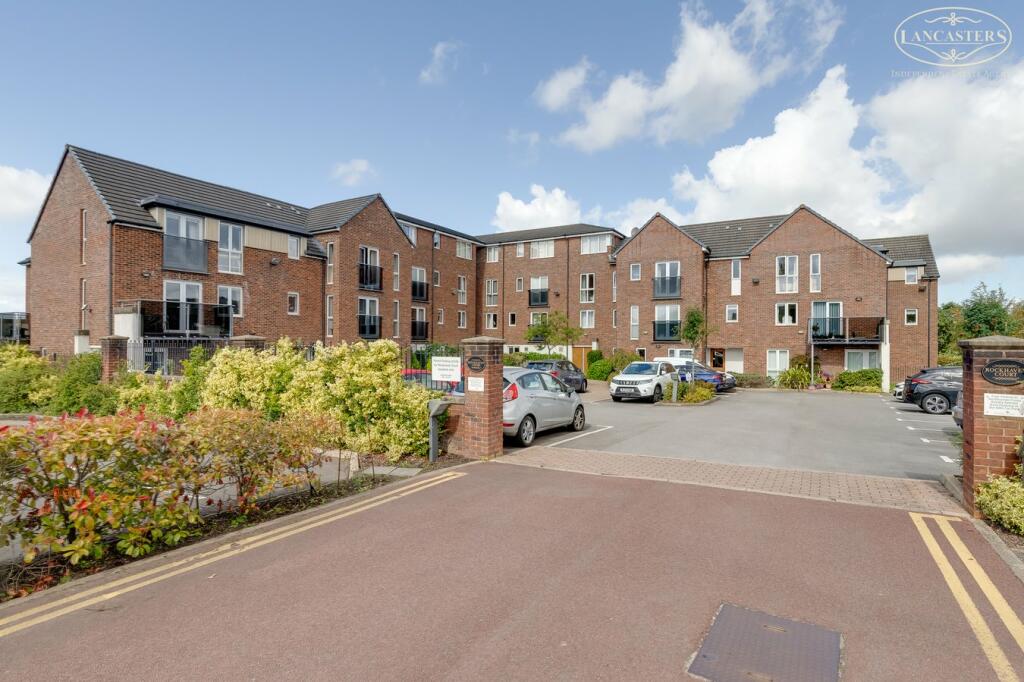 2 bedroom apartment for sale in Chorley New Road, Horwich, Bolton, BL6