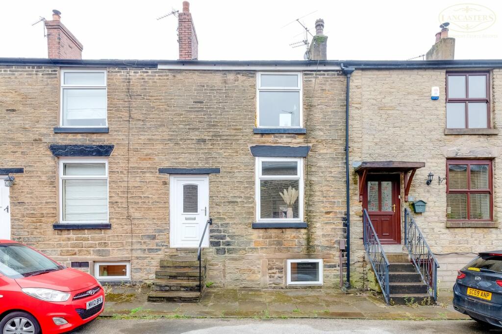 3 bedroom cottage for sale in Duncan Street, Horwich, Bolton, BL6
