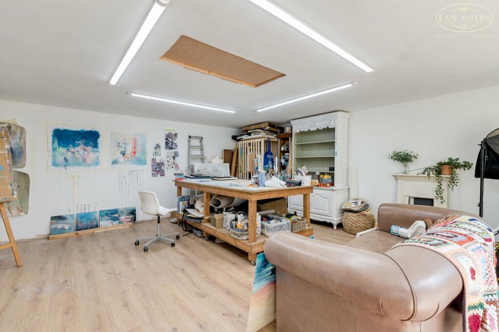 Additional property image - Woodsleigh Cottages, Lady Bridge Lane, BOLTON, BL1