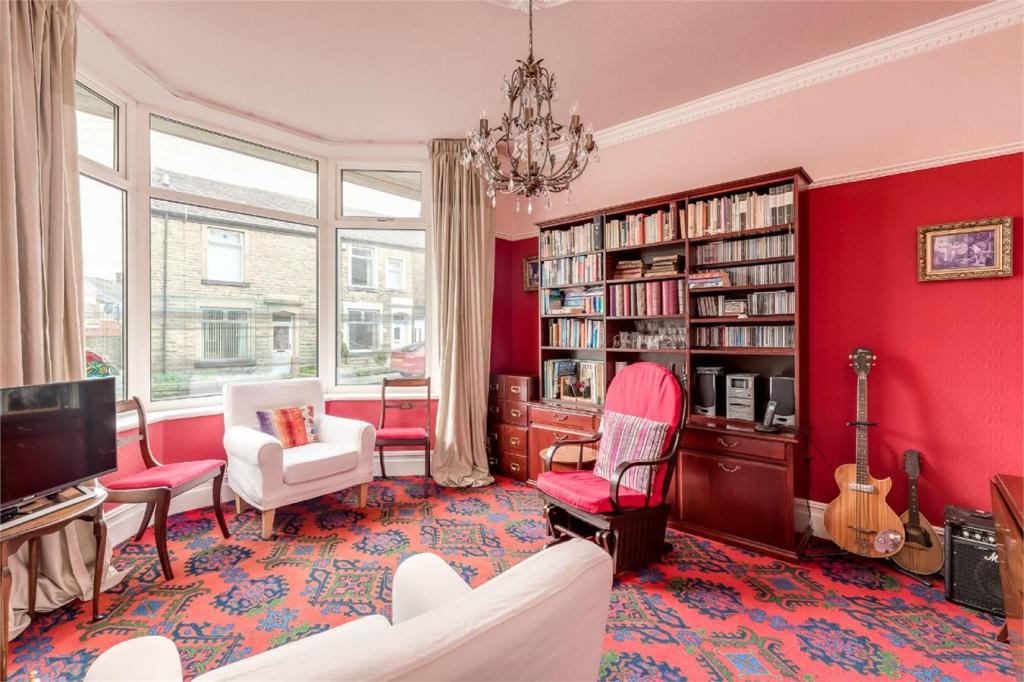 4 bedroom semidetached house for sale in Crown Lane, Horwich, BL6