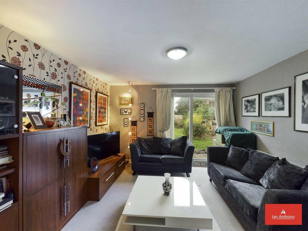 4 bedroom detached house for sale in Crescent Green, Aughton, Ormskirk, L39