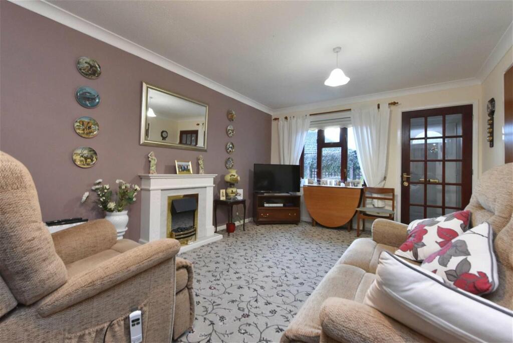 2 bedroom semidetached bungalow for sale in Ormond Avenue, Westhead, Ormskirk, L40