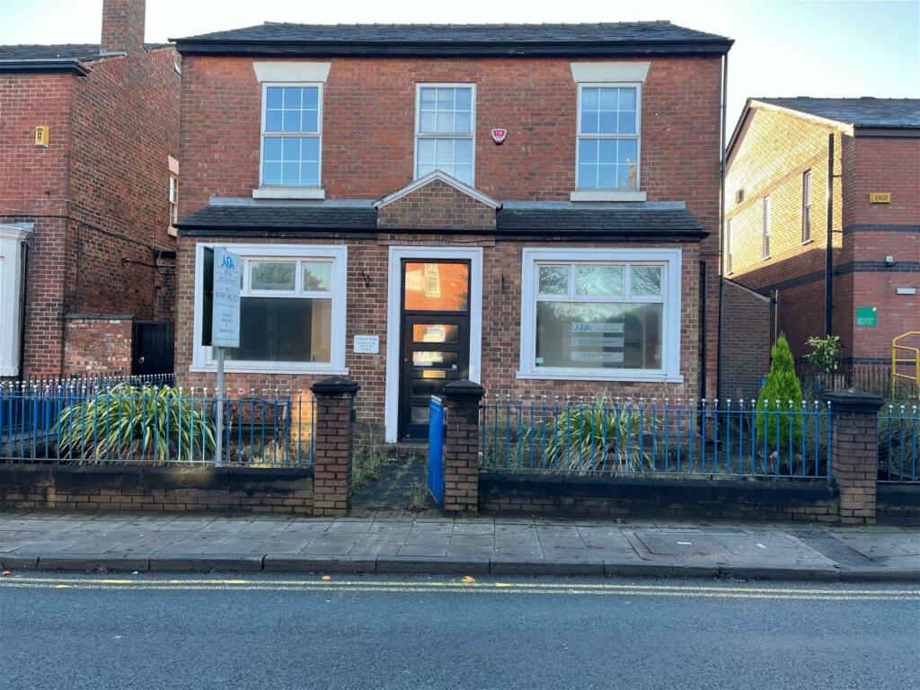 Commercial property for sale in Derby Street, Ormskirk, Lancashire, L39