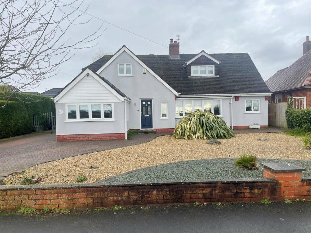 4 bedroom detached house for sale in Turnpike Road, Aughton, L39 3LD, L39