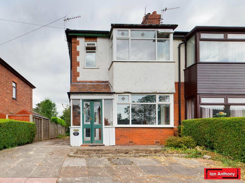 3 bedroom semidetached house for sale in Ring O'Bells Lane, Lathom, Nr