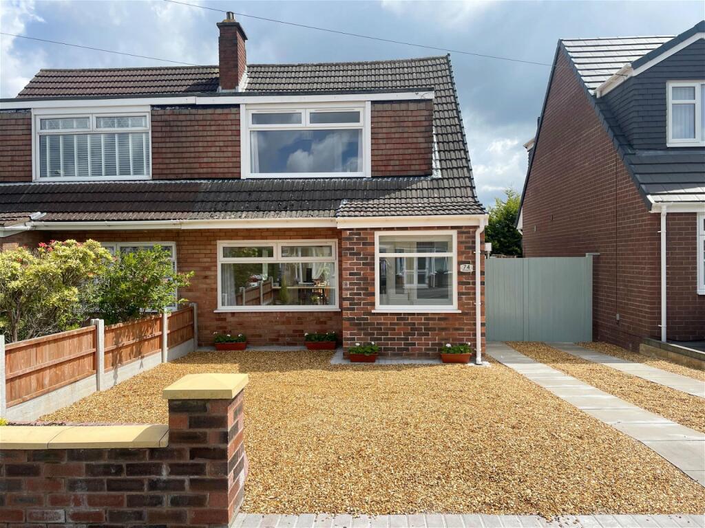 3 bedroom semidetached house for sale in Redgate, Ormskirk, L39 3NR, L39