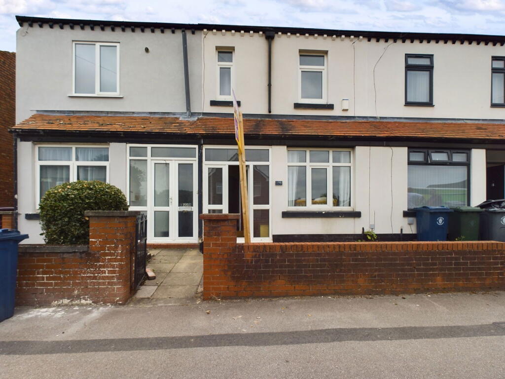 4 bedroom terraced house
