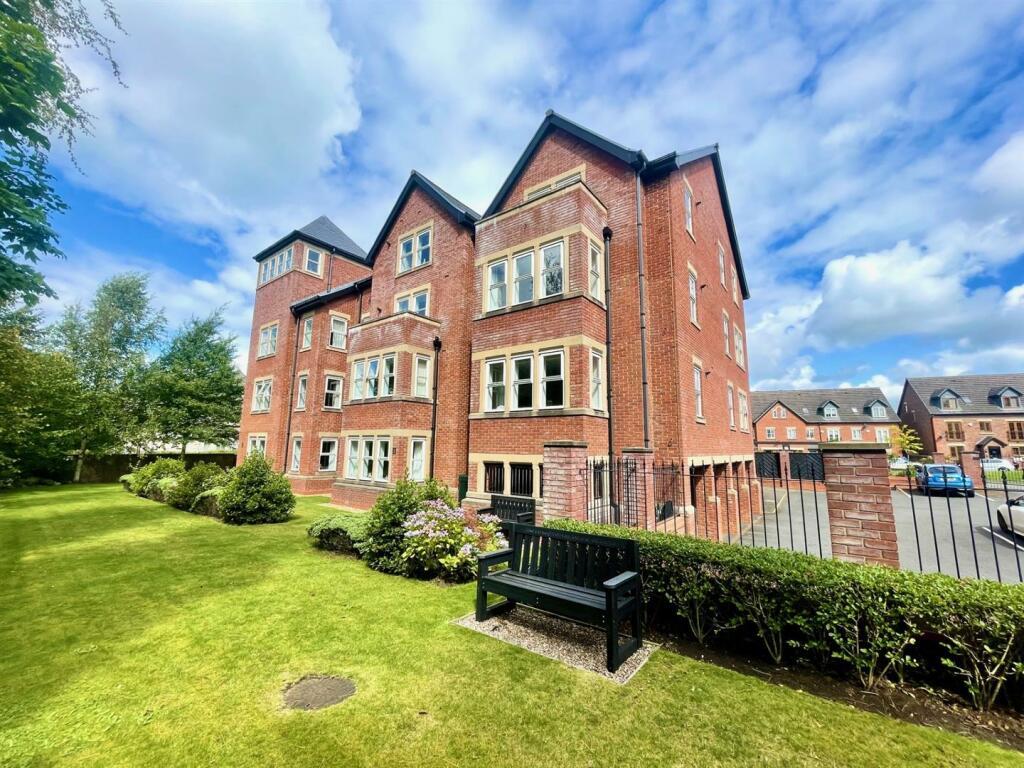 Main image of property: Grammar School Gardens, Ormskirk, L39 4PS