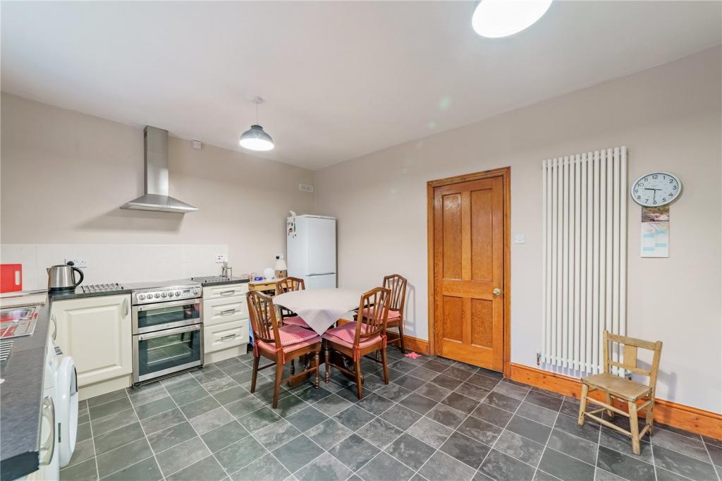 3 bedroom bungalow for sale in Barnsley Road, Hemsworth, Pontefract, WF9