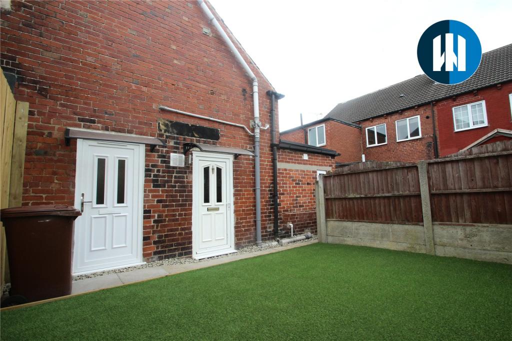 1 bedroom apartment for sale in South Street, Hemsworth, Pontefract, WF9