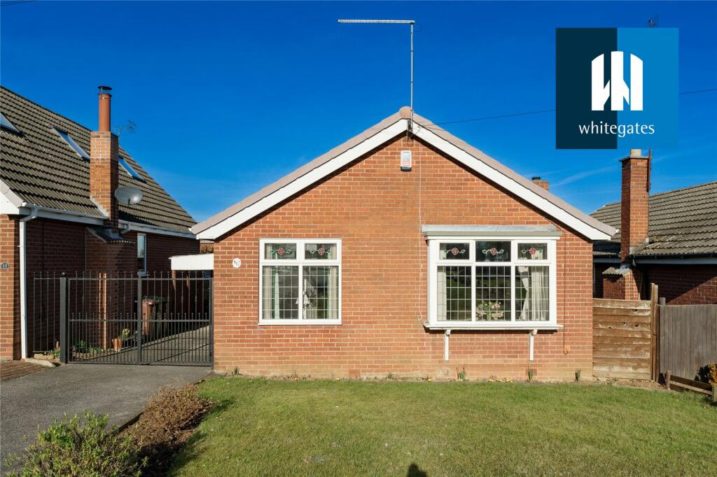 3 bedroom bungalow for sale in Greenacre Road, Upton, Pontefract, West