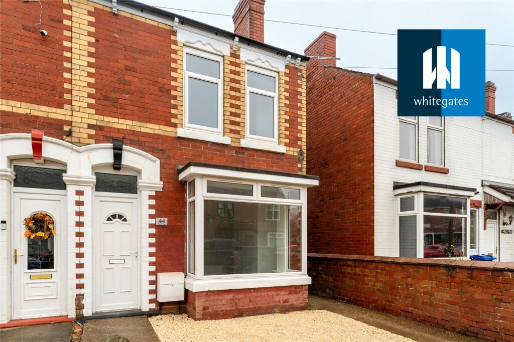 2 bedroom semidetached house for sale in Askern Road, Carcroft