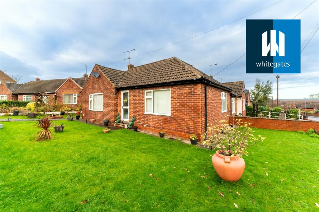 2 bedroom bungalow for sale in Moortop Drive, Hemsworth, Pontefract