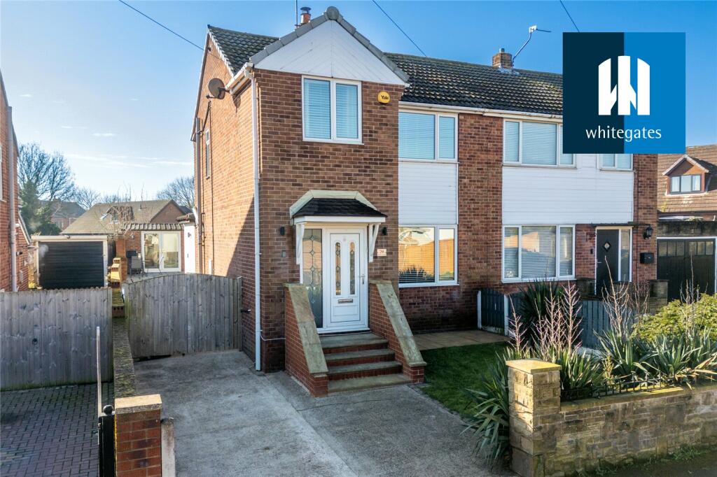 3 bedroom semidetached house for sale in Brierley Crescent, South