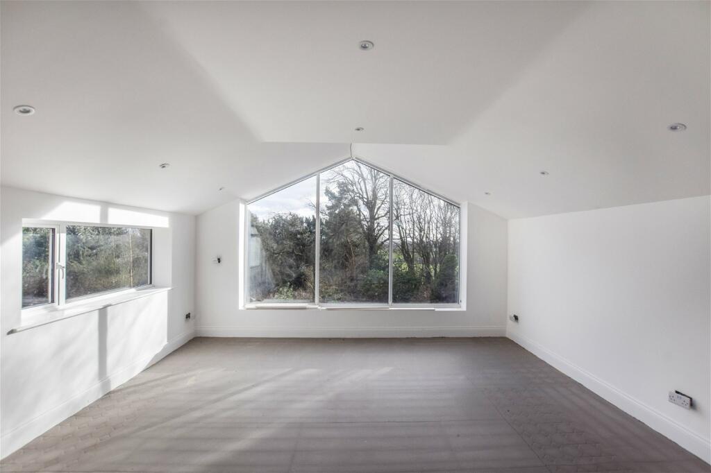 4 bedroom detached house for sale in Wayside, Pex Hill, WA8