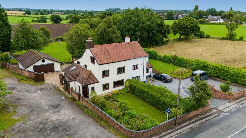 3 bedroom semidetached house for sale in Cronton Road, Cronton, Widnes