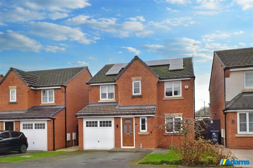 4 bedroom detached house for sale in Hanging Birches, Farnworth, Widnes