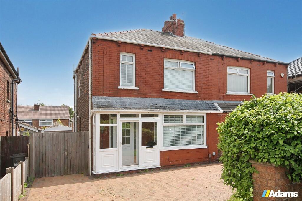 3 bedroom semidetached house for sale in Moorfield Road, Widnes, WA8