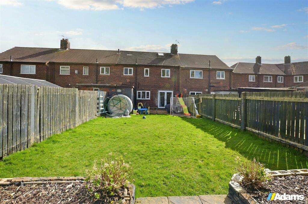 4 bedroom terraced house for sale in Boston Avenue, Runcorn, WA7