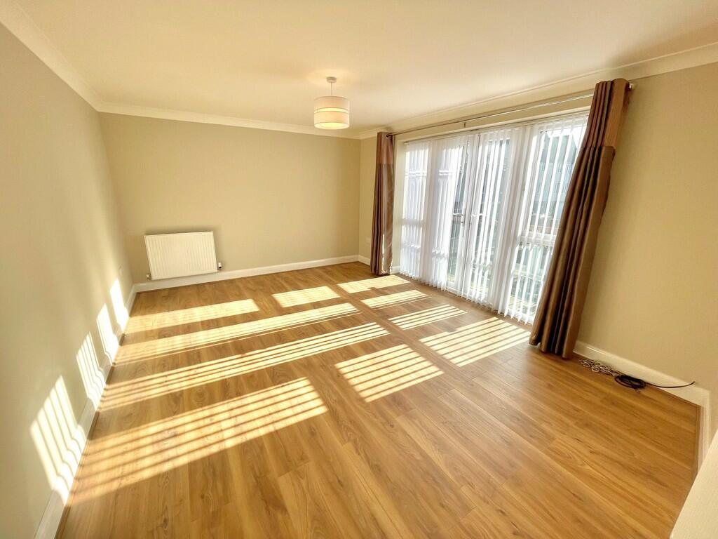 Additional property image - Pier Road, Littlehampton