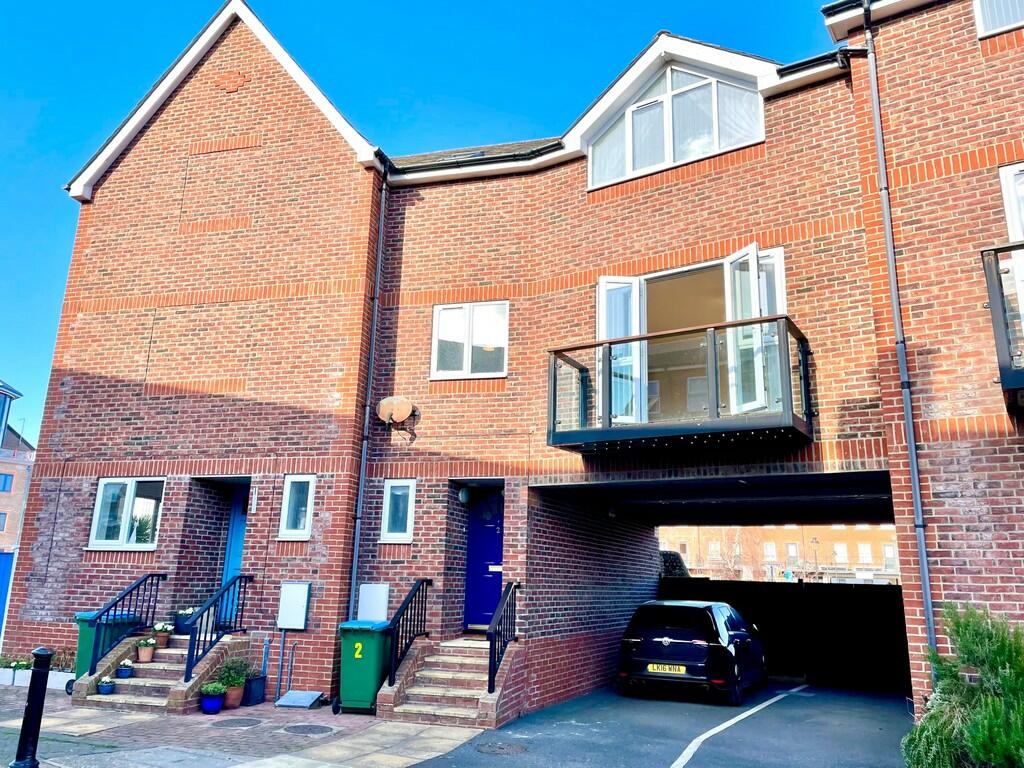 Additional property image - Pier Road, Littlehampton