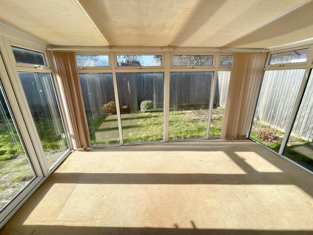 3 bedroom detached bungalow for sale in Sea Lane Gardens, Ferring, BN12