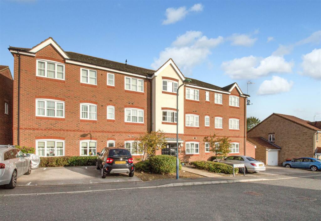 2 bedroom apartment for sale in Boroughbridge, Oakhill, Milton Keynes, MK5