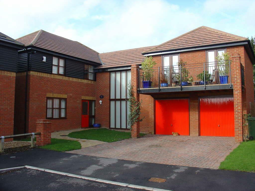 5 bedroom detached house for rent in Winstanley Lane, Shenley Lodge, MK5