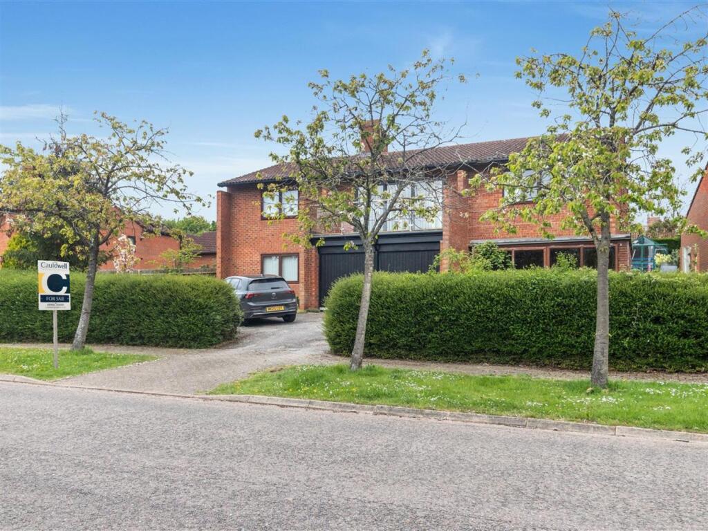 Main image of property: Colesbourne Drive, Downhead Park, Milton Keynes
