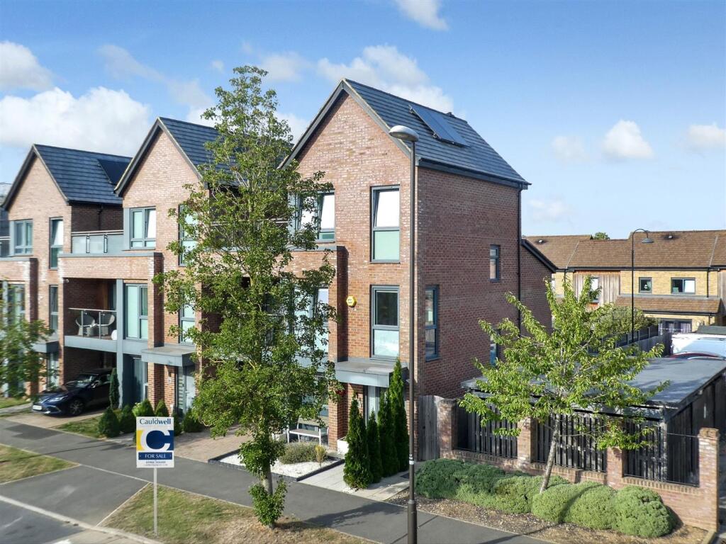 Main image of property: Atlas Way, Oakgrove, Milton Keynes