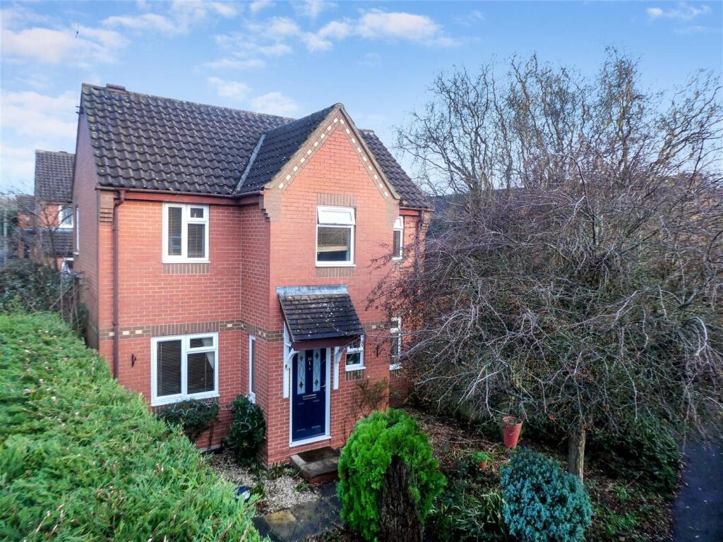 Main image of property: Hunsdon Close, Stantonbury Fields, Milton Keynes