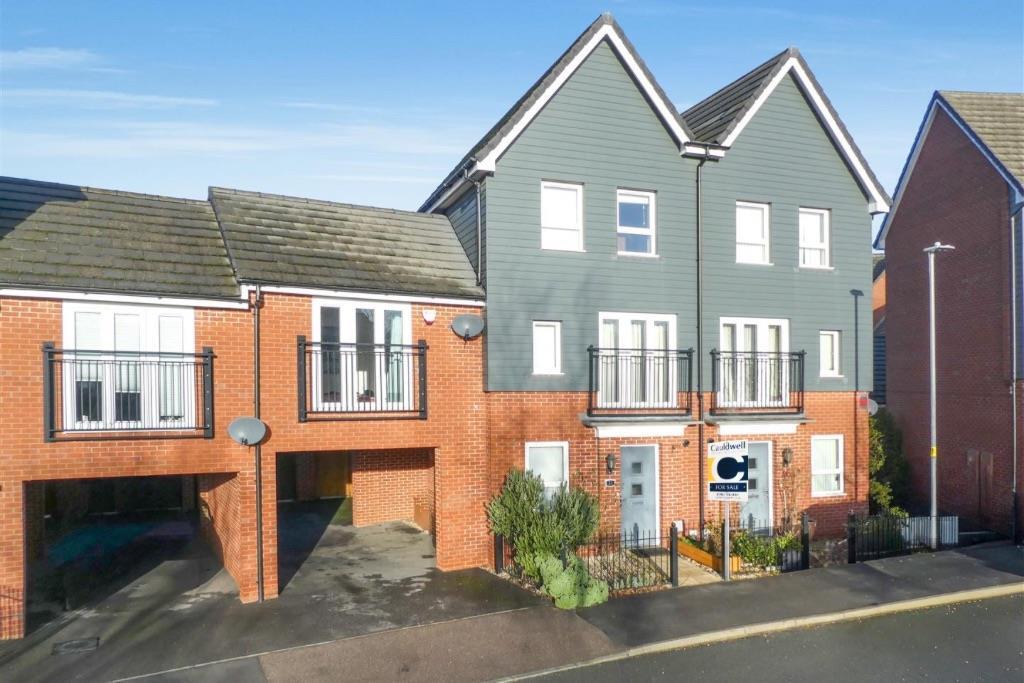Main image of property: Cranmore Circle, Broughton, Milton Keynes