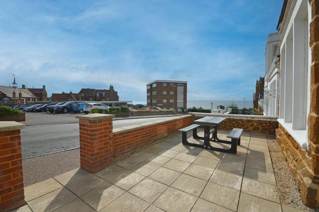 2 bedroom apartment for sale in Hunstanton, PE36