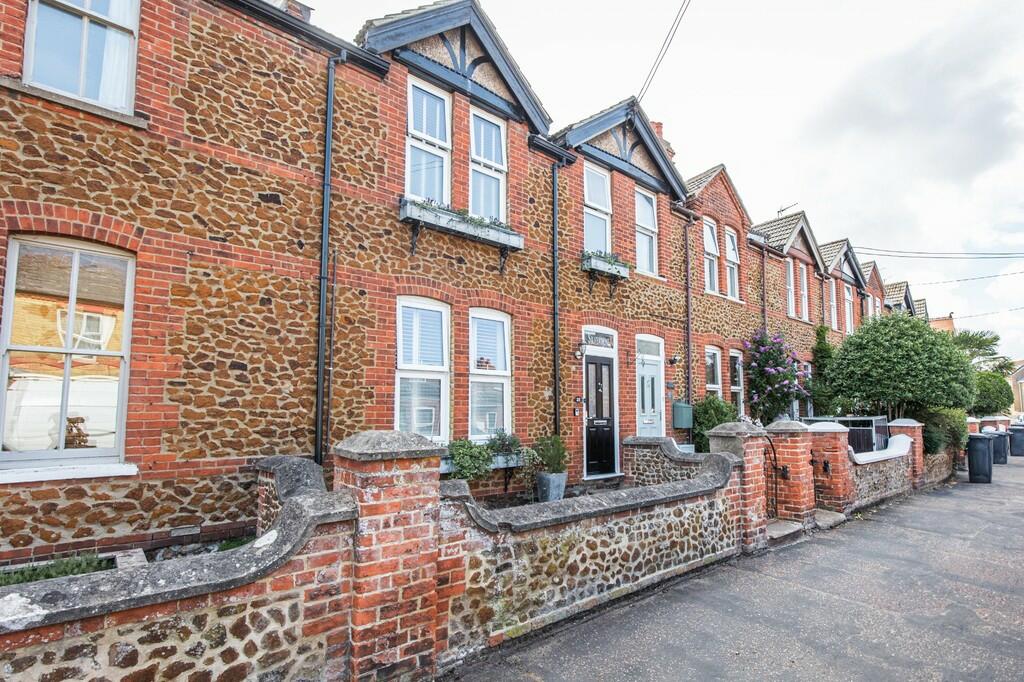 3 bedroom terraced house for sale in Hunstanton, PE36
