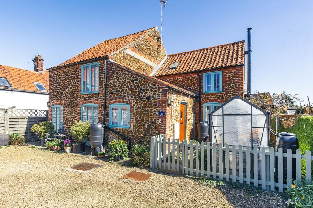 Main image of property: Dersingham