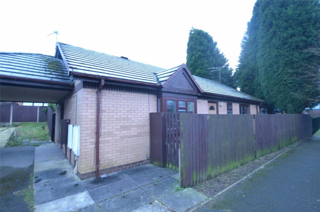 3 bedroom bungalow for sale in Beavers Way, Skelmersdale, Lancashire, WN8