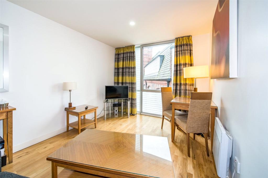 1 bedroom apartment for sale in Eden Square, 7 Hatton